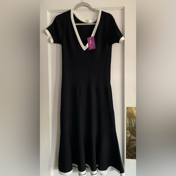 Jami’s Isabel De Pedro Med Black Dress VBack 55% Viscose 45%Nylon Black Off Whit - Picture 6 of 11